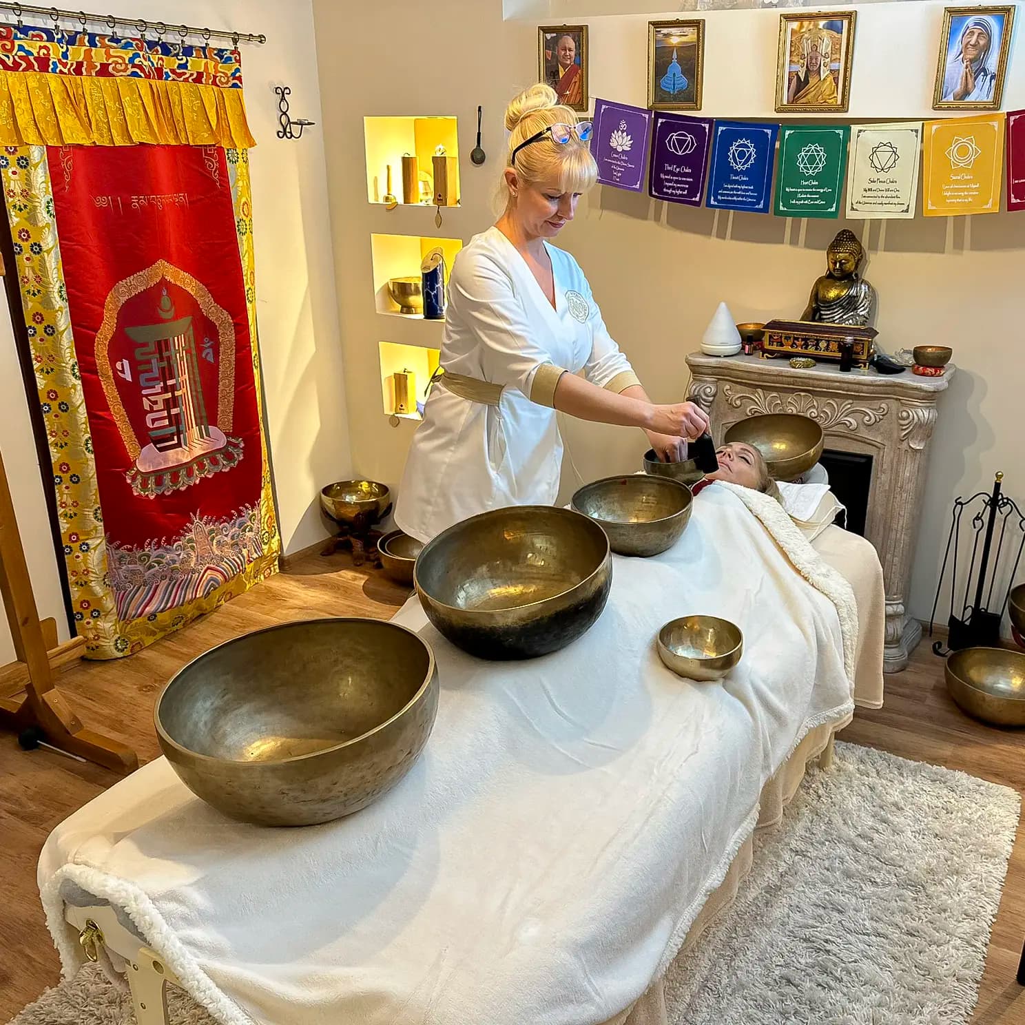 Tibeti és védikus aura-csakra harmonizálás
